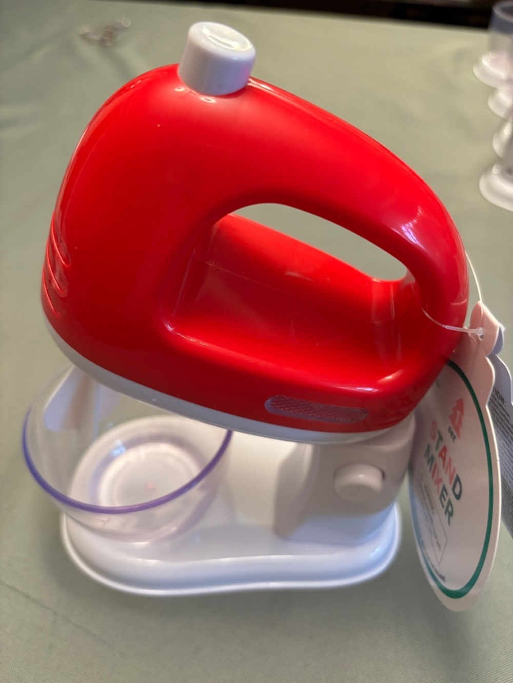 Stand Mixer with Paddles and Bowl White and Red
Video in picture
